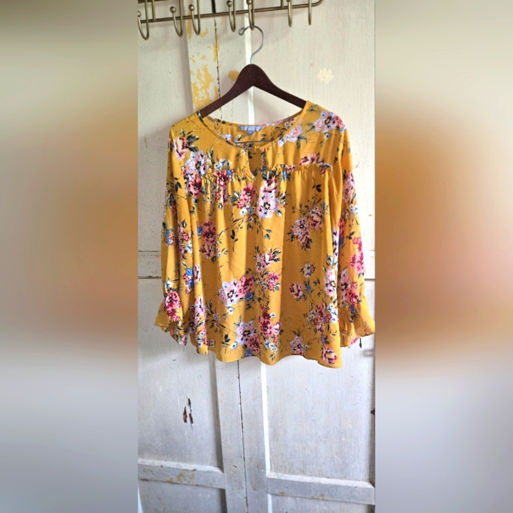 Valerie Stevens Yellow Pink Ruffled Blouse
